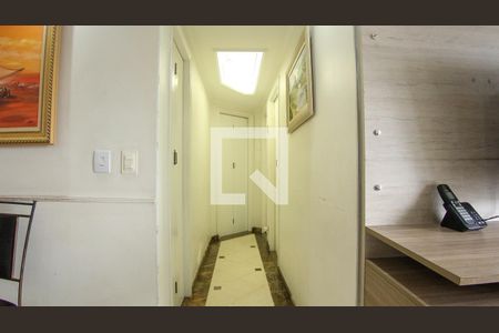 Corredor de apartamento à venda com 3 quartos, 65m² em Chácara Belenzinho, São Paulo