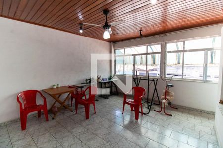 Sala 1 de casa à venda com 2 quartos, 300m² em Barreto, Niterói