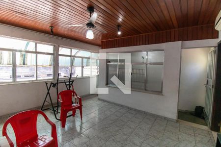 Sala 1 de casa à venda com 2 quartos, 300m² em Barreto, Niterói