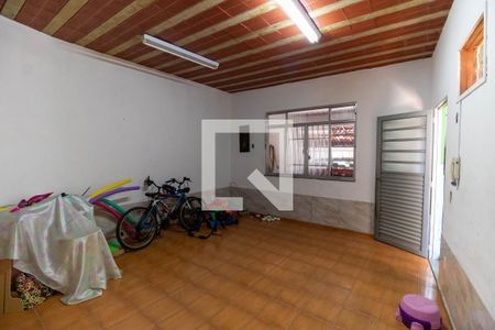 Sala 2 de casa à venda com 2 quartos, 300m² em Barreto, Niterói