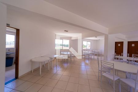 Apartamento à venda com 113m², 2 quartos e 2 vagas Apartamento à venda com 113m², 2 quartos e 2 vagasÁrea comum - Salão de festas