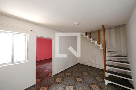 Sala de casa para alugar com 2 quartos, 57m² em Jardim Santa Adelia, São Paulo