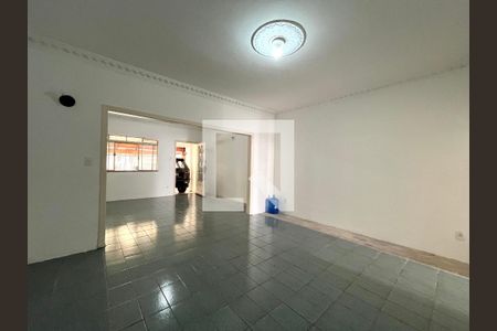 Sala de casa para alugar com 4 quartos, 220m² em Mirandópolis, São Paulo