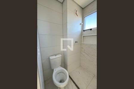 Banheiro de apartamento à venda com 1 quarto, 39m² em Vila Mangalot, São Paulo