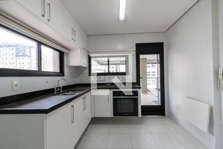 Apartamento à venda com 3 quartos, 187m² em Moema, São Paulo