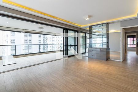 Apartamento à venda com 3 quartos, 187m² em Moema, São Paulo