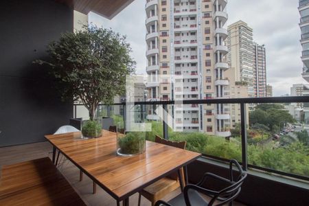 Apartamento à venda com 2 quartos, 107m² em Itaim Bibi, São Paulo