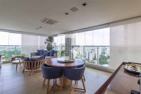 Apartamento à venda com 3 quartos, 251m² em Campo Belo, São Paulo