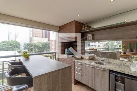 Apartamento à venda com 3 quartos, 167m² em Água Branca, São Paulo