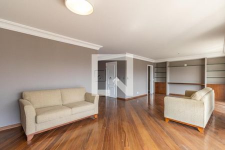 Apartamento à venda com 4 quartos, 212m² em Vila Nova Conceição, São Paulo