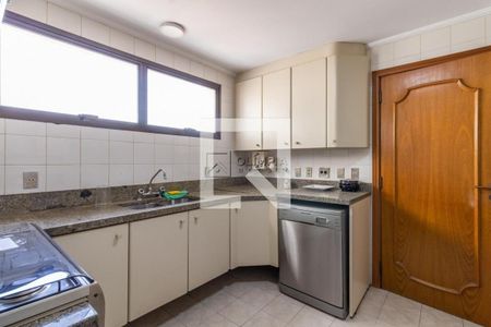 Apartamento à venda com 3 quartos, 212m² em Indianópolis, São Paulo