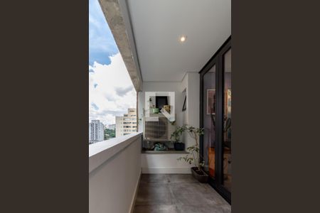 Sacada de apartamento à venda com 2 quartos, 74m² em Moema, São Paulo