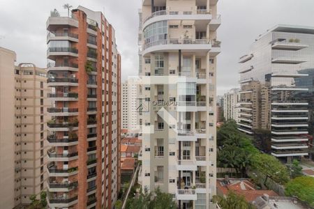 Apartamento à venda com 3 quartos, 161m² em Vila Nova Conceição, São Paulo