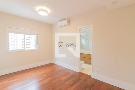 Apartamento à venda com 3 quartos, 161m² em Vila Nova Conceição, São Paulo