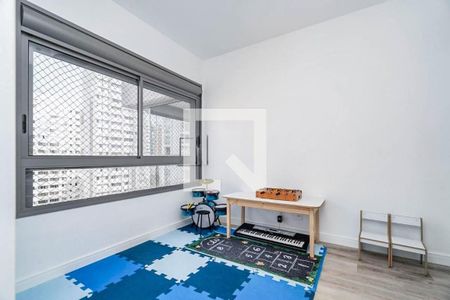 Apartamento à venda com 3 quartos, 158m² em Vila Uberabinha, São Paulo