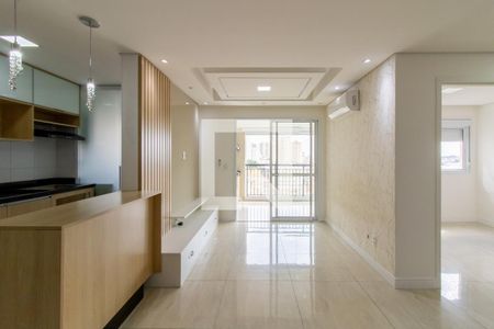 Sala de apartamento para alugar com 2 quartos, 68m² em Jardim Flor da Montanha, Guarulhos