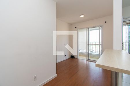 Sala de apartamento para alugar com 2 quartos, 43m² em Vila Itapegica, Guarulhos