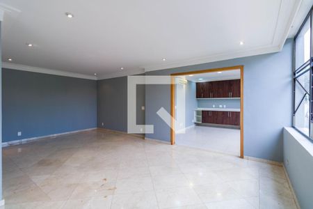 Sala de casa à venda com 4 quartos, 710m² em Jardim Guedala, São Paulo