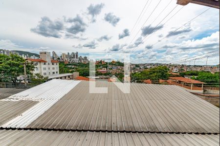 Quarto 1 de casa para alugar com 3 quartos, 100m² em Havaí, Belo Horizonte