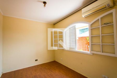 Quarto de casa para alugar com 1 quarto, 70m² em Vila Nossa Senhora das Vitorias, Mauá