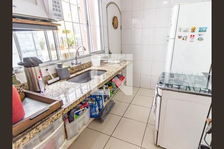 Casa à venda com 120m², 3 quartos e 2 vagas Casa à venda com 120m², 3 quartos e 2 vagasCozinha