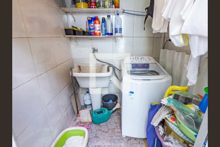 Casa à venda com 120m², 3 quartos e 2 vagas Casa à venda com 120m², 3 quartos e 2 vagasÁrea de Serviço