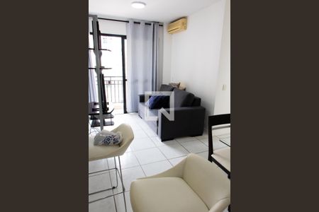 SALA de apartamento para alugar com 2 quartos, 50m² em Cambuí, Campinas