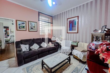 Sala de TV de casa à venda com 4 quartos, 120m² em Cambuci, São Paulo