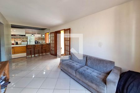 Sala 2 de casa à venda com 5 quartos, 250m² em Maravista, Niterói