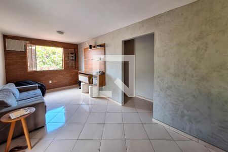 Sala 2 de casa à venda com 5 quartos, 250m² em Maravista, Niterói