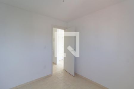 Quarto 1 de apartamento para alugar com 2 quartos, 38m² em Vila Carmosina, São Paulo