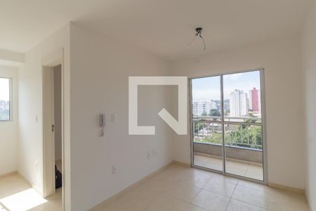 Sala de apartamento para alugar com 2 quartos, 38m² em Vila Carmosina, São Paulo