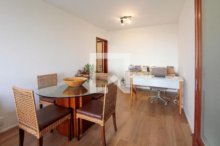 Sala de apartamento à venda com 1 quarto, 74m² em Barra da Tijuca, Rio de Janeiro