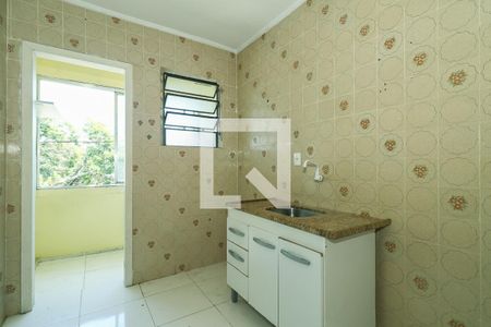 Cozinha de apartamento para alugar com 1 quarto, 65m² em Humaitá, Porto Alegre