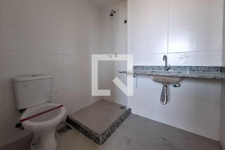 Banheiro de kitnet/studio à venda com 1 quarto, 40m² em Ingá, Niterói