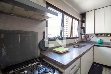 Apartamento à venda com 4 quartos, 189m² em Vila Madalena, São Paulo