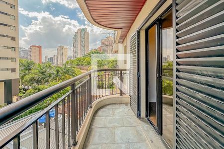 Apartamento à venda com 4 quartos, 200m² em Campo Belo, São Paulo