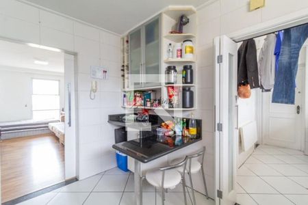 Apartamento à venda com 3 quartos, 152m² em Jardim das Acacias, São Paulo