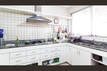 Apartamento à venda com 3 quartos, 200m² em Cerqueira César, São Paulo