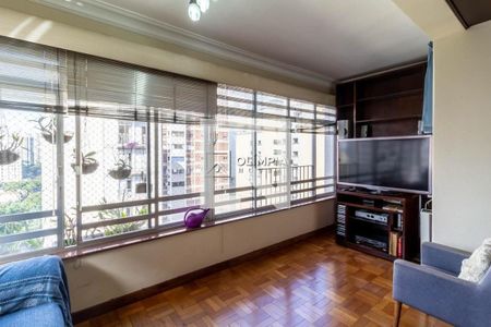 Apartamento à venda com 3 quartos, 200m² em Cerqueira César, São Paulo