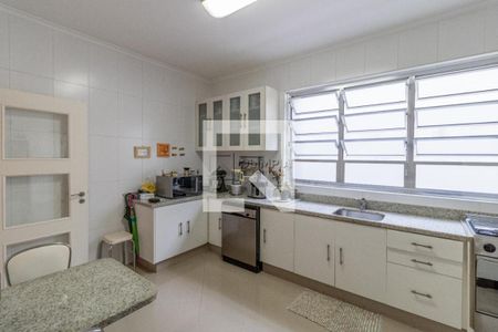 Apartamento à venda com 3 quartos, 180m² em Cerqueira César, São Paulo