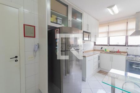 Apartamento à venda com 2 quartos, 93m² em Vila Romana, São Paulo