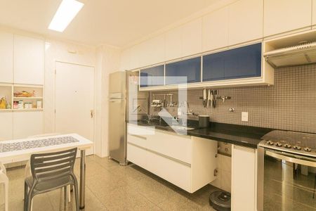 Apartamento à venda com 4 quartos, 220m² em Vila Mariana, São Paulo