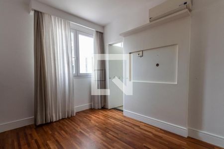 Apartamento à venda com 2 quartos, 107m² em Itaim Bibi, São Paulo