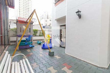 Apartamento à venda com 3 quartos, 100m² em Moema, São Paulo