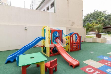 Apartamento à venda com 3 quartos, 95m² em Campo Belo, São Paulo