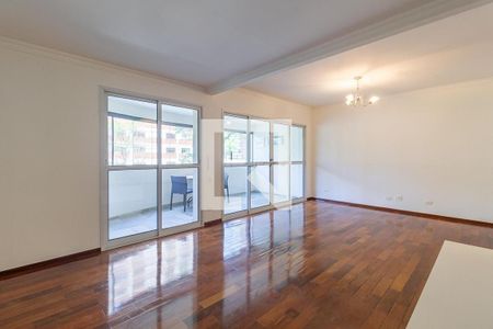 Apartamento à venda com 3 quartos, 140m² em Indianópolis, São Paulo