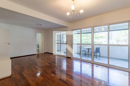 Apartamento à venda com 3 quartos, 140m² em Indianópolis, São Paulo