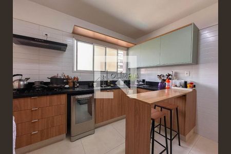 Apartamento à venda com 3 quartos, 135m² em Sumaré, São Paulo