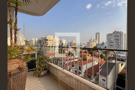 Apartamento à venda com 3 quartos, 135m² em Sumaré, São Paulo